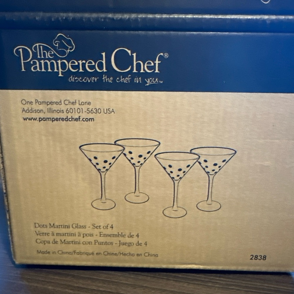 Pampered Chef Blue Dots Martini Glass Set